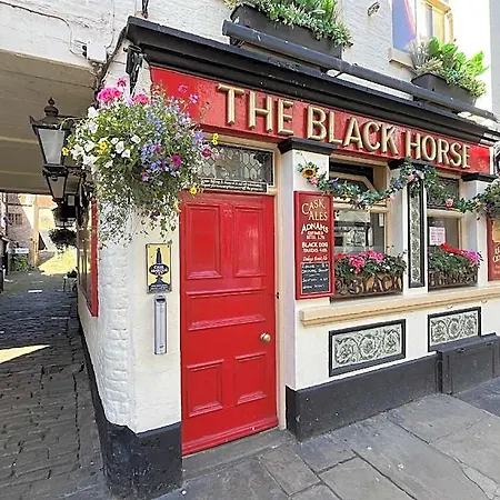 The Black Horse