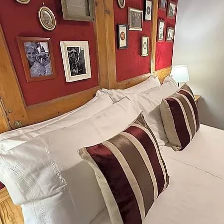 Πανδοχείο The Black Horse 3*