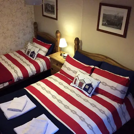 The Black Horse 3* Whitby