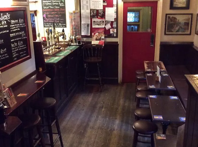 Inn The Black Horse 3*