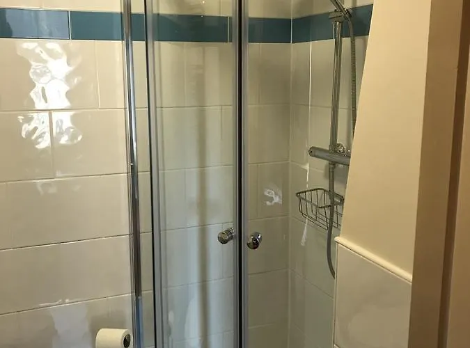 The Black Horse 3* Whitby